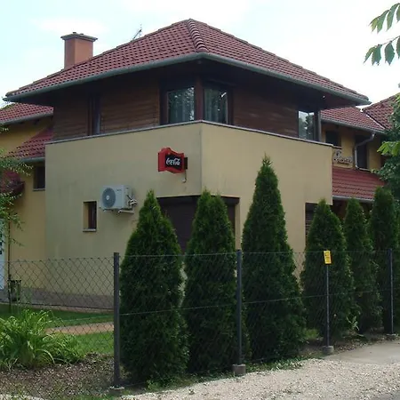 Maison d'hôtes Cserke Panzio Studio